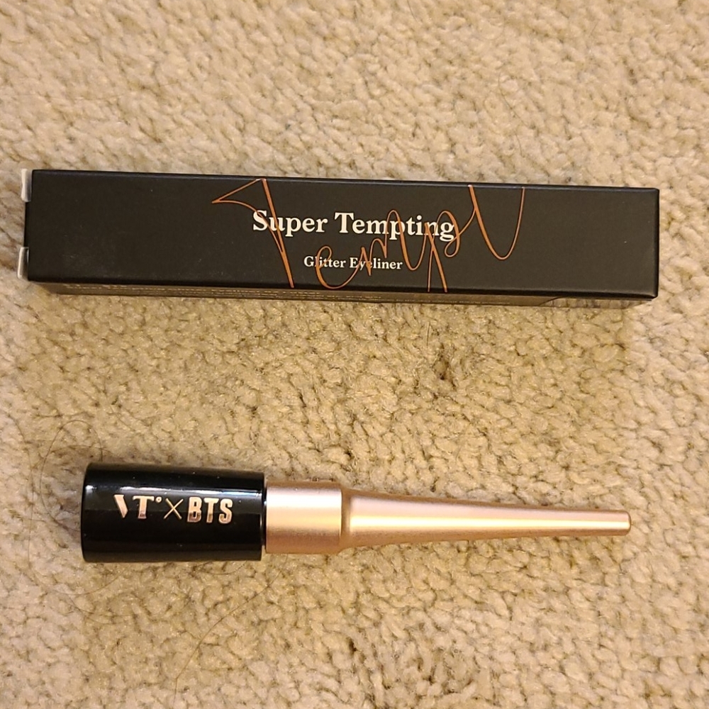 VT x BTS Super Tempting Glitter Eyeliner - Luster